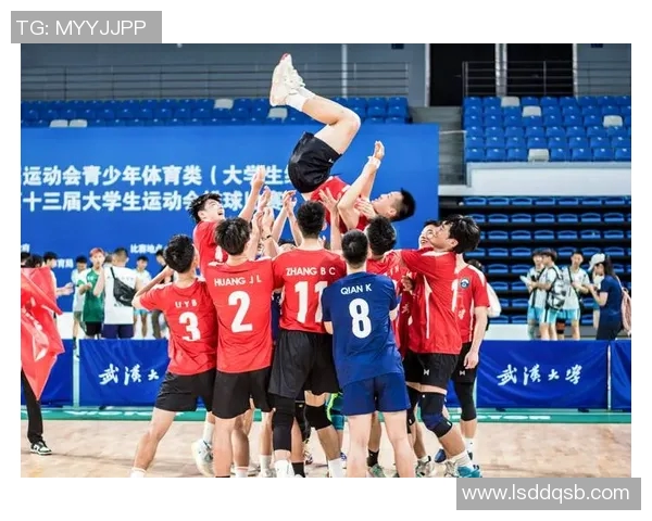 武汉排球队杯赛表现分析:团队配合与战术执行的完美结合 武汉排球队杯赛表现分析:团队配合与战术执行的完美结合